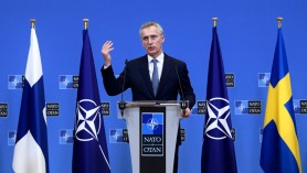 NATO: „Dacă Putin câștigă vom plăti un preț mai mare decât trebuie să plătim ajutând Kievul”